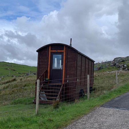 Eco Crofters Wagon By The Beach Oldshoremore Exteriér fotografie